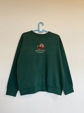 Monterey California Sea Otter Embroidered Crewneck Sweatshirt Forest Green M